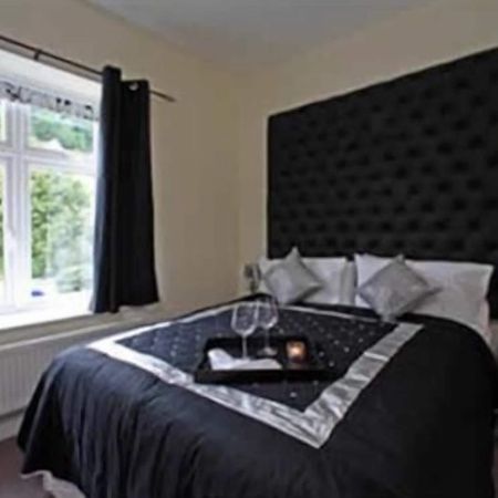 Space Boutique B&B - With Free Private Car Park Llandudno Luaran gambar